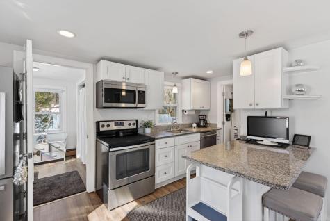 13 Highland Avenue Cumberland ME 04021
