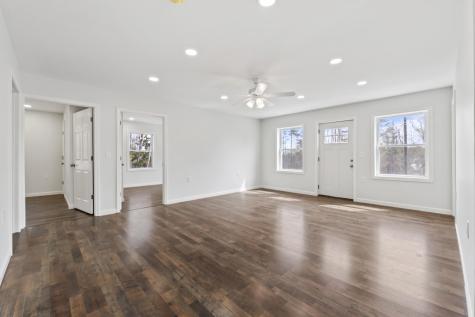 28 Orchard Street Gardiner ME 04345