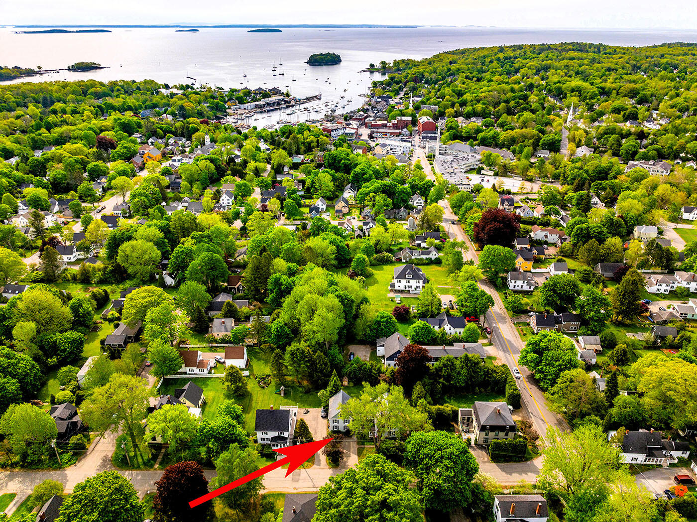 18 Trim Street Camden ME 04843