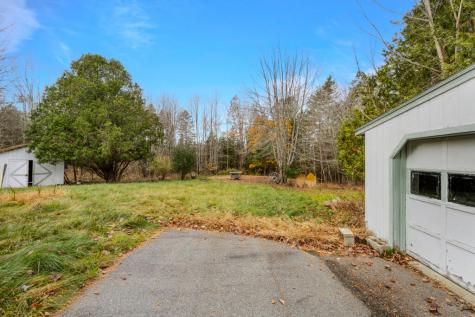 499 Wing Road Hermon ME 04401