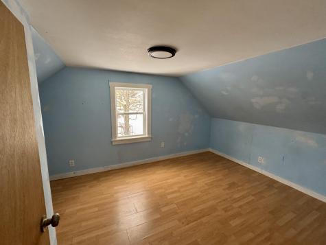 7 Grover Street Monmouth ME 04259