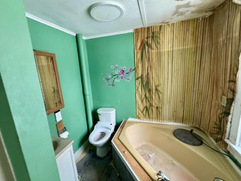 7 Grover Street Monmouth ME 04259