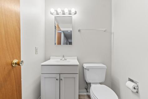 8 Emanual Drive Brunswick ME 04011