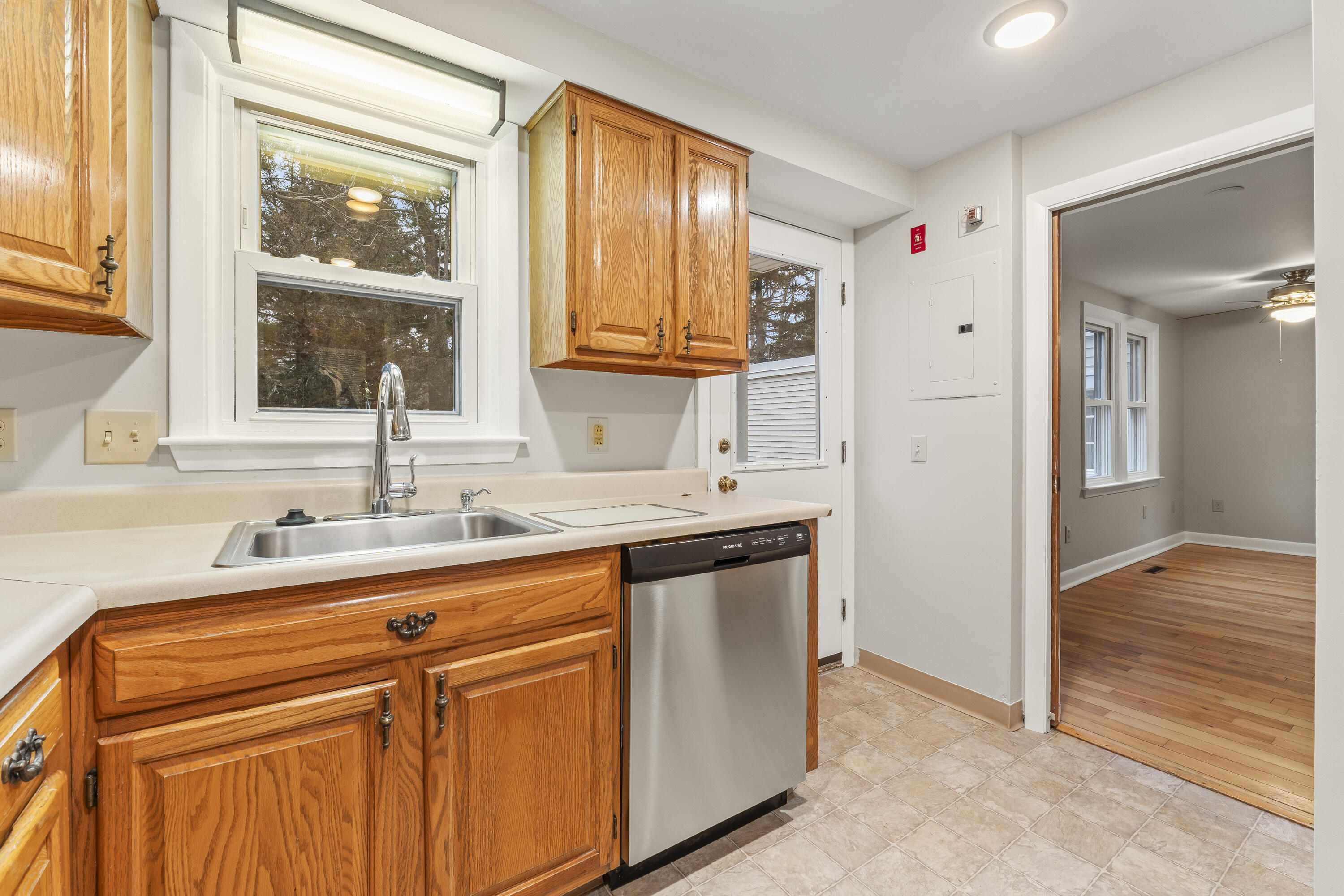 8 Emanual Drive Brunswick ME 04011