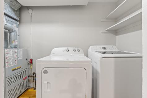 8 Emanual Drive Brunswick ME 04011