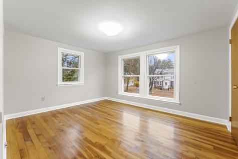 8 Emanual Drive Brunswick ME 04011