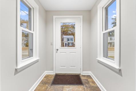 8 Emanual Drive Brunswick ME 04011