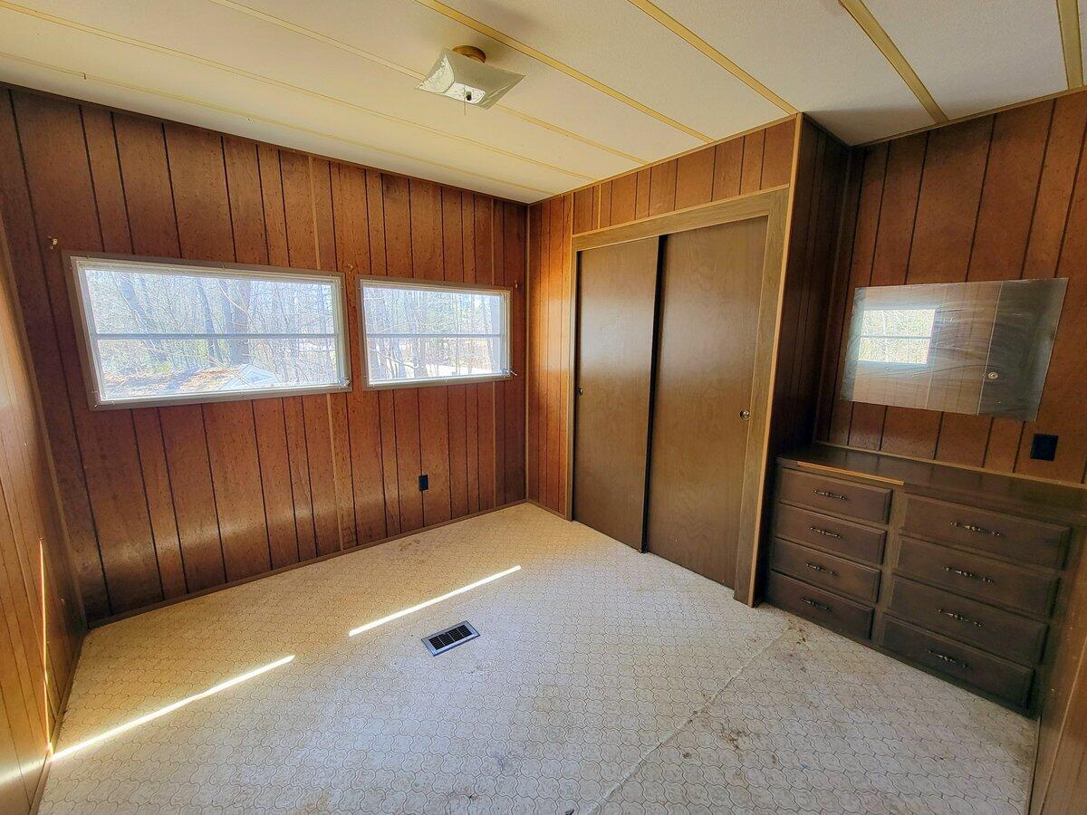 10 Merchant Road Weld ME 04285