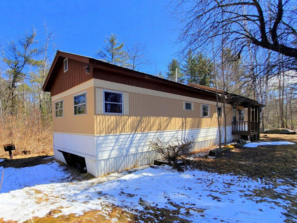 10 Merchant Road Weld ME 04285