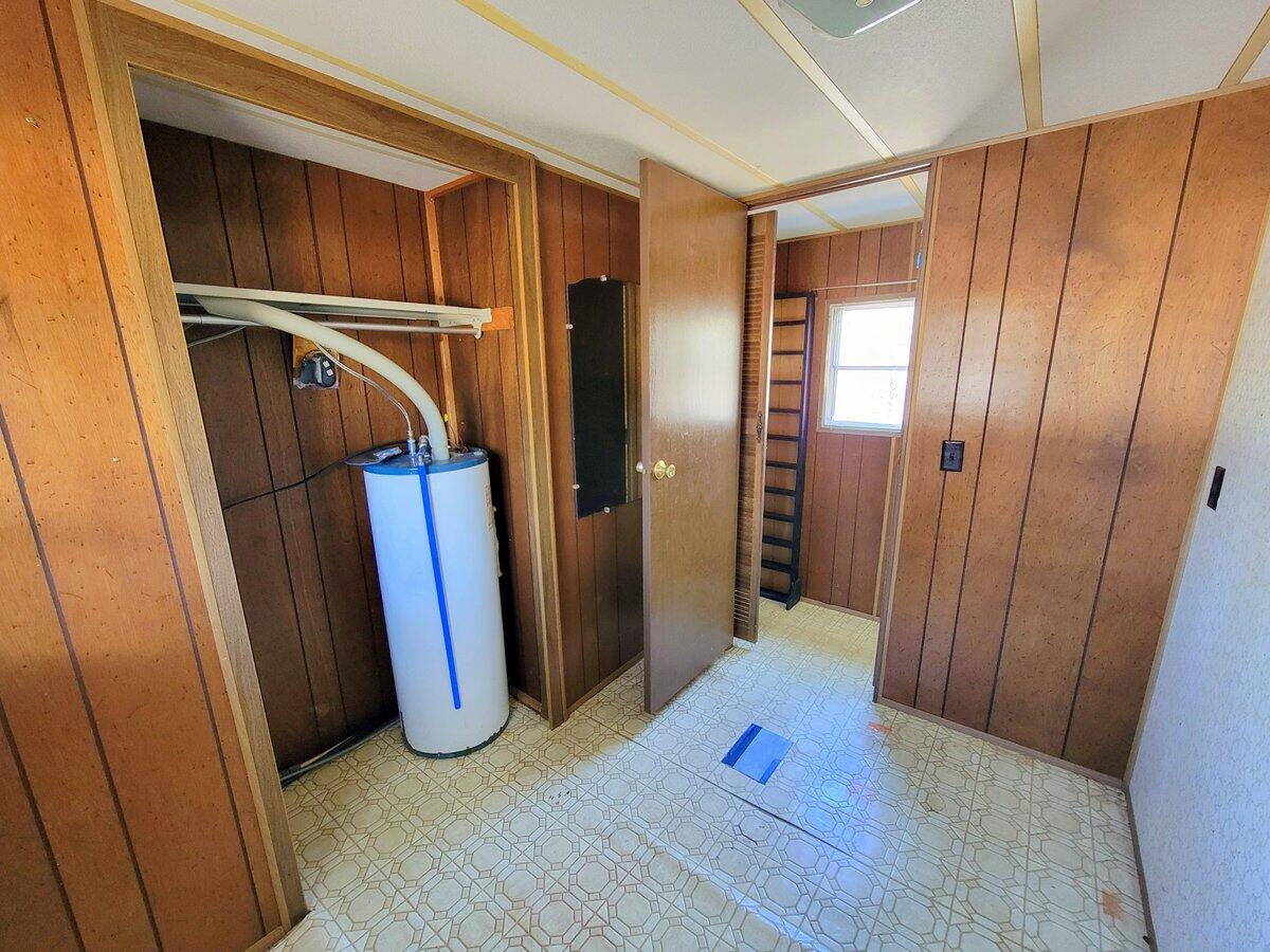 10 Merchant Road Weld ME 04285