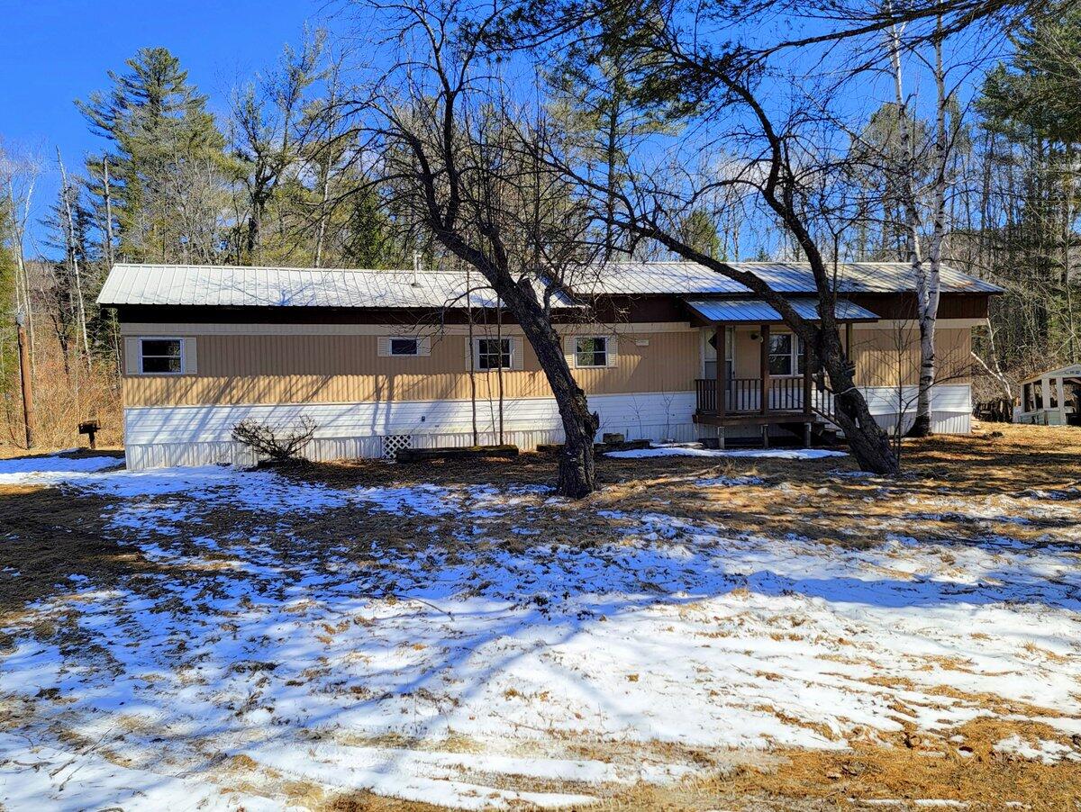 10 Merchant Road Weld ME 04285