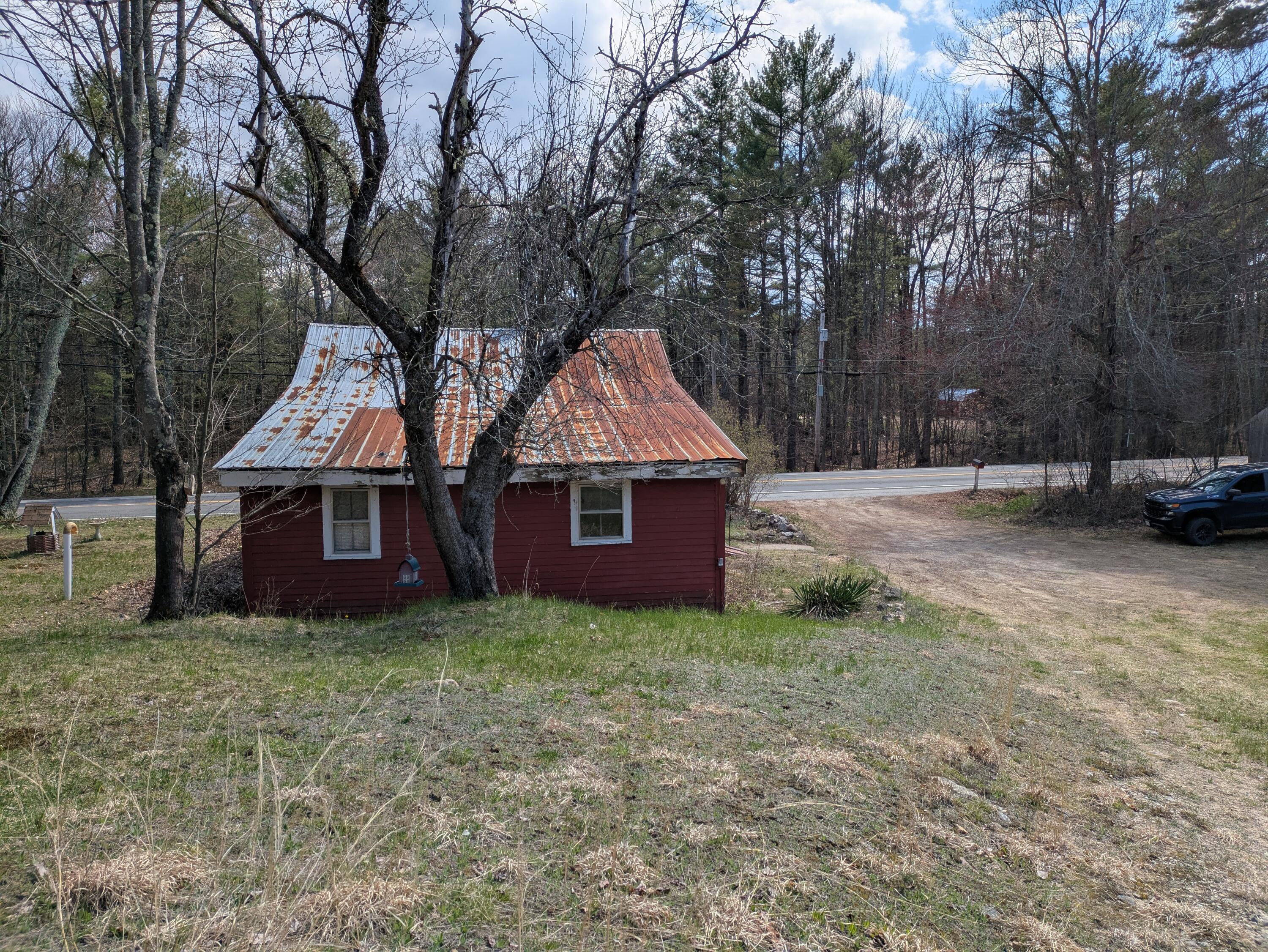 461 Ossipee Trail Porter ME 04068