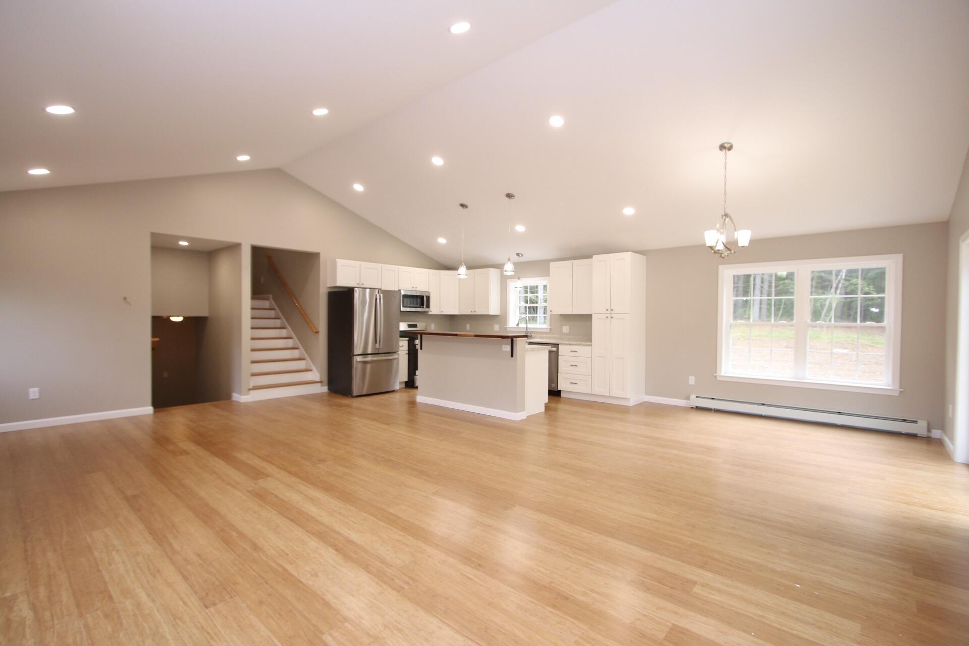 564 Kenduskeag Avenue Bangor ME 04401