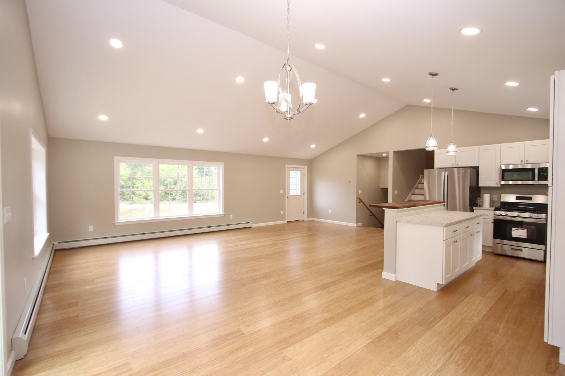 564 Kenduskeag Avenue Bangor ME 04401