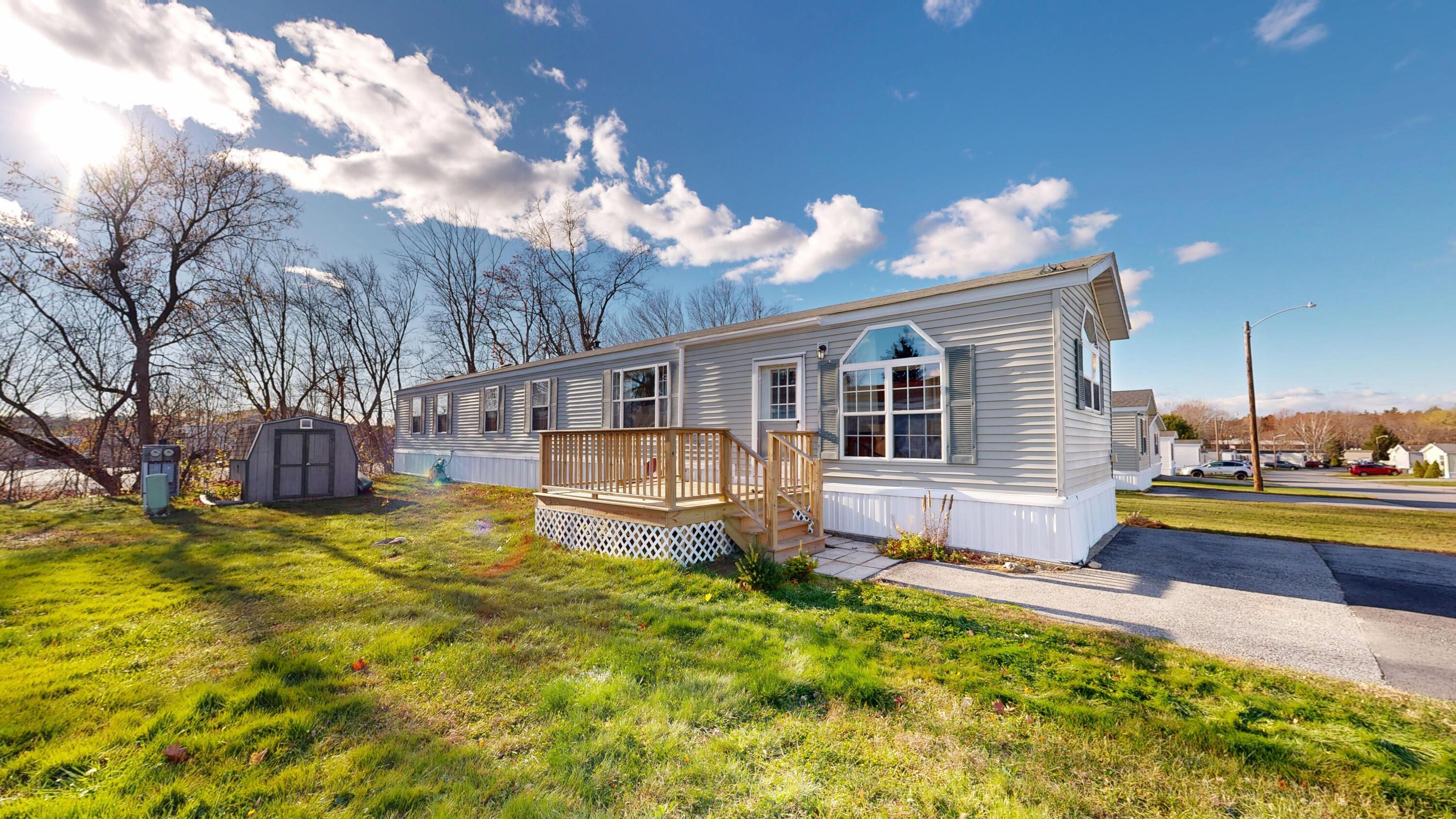 93 Heather Drive Lewiston ME 04240