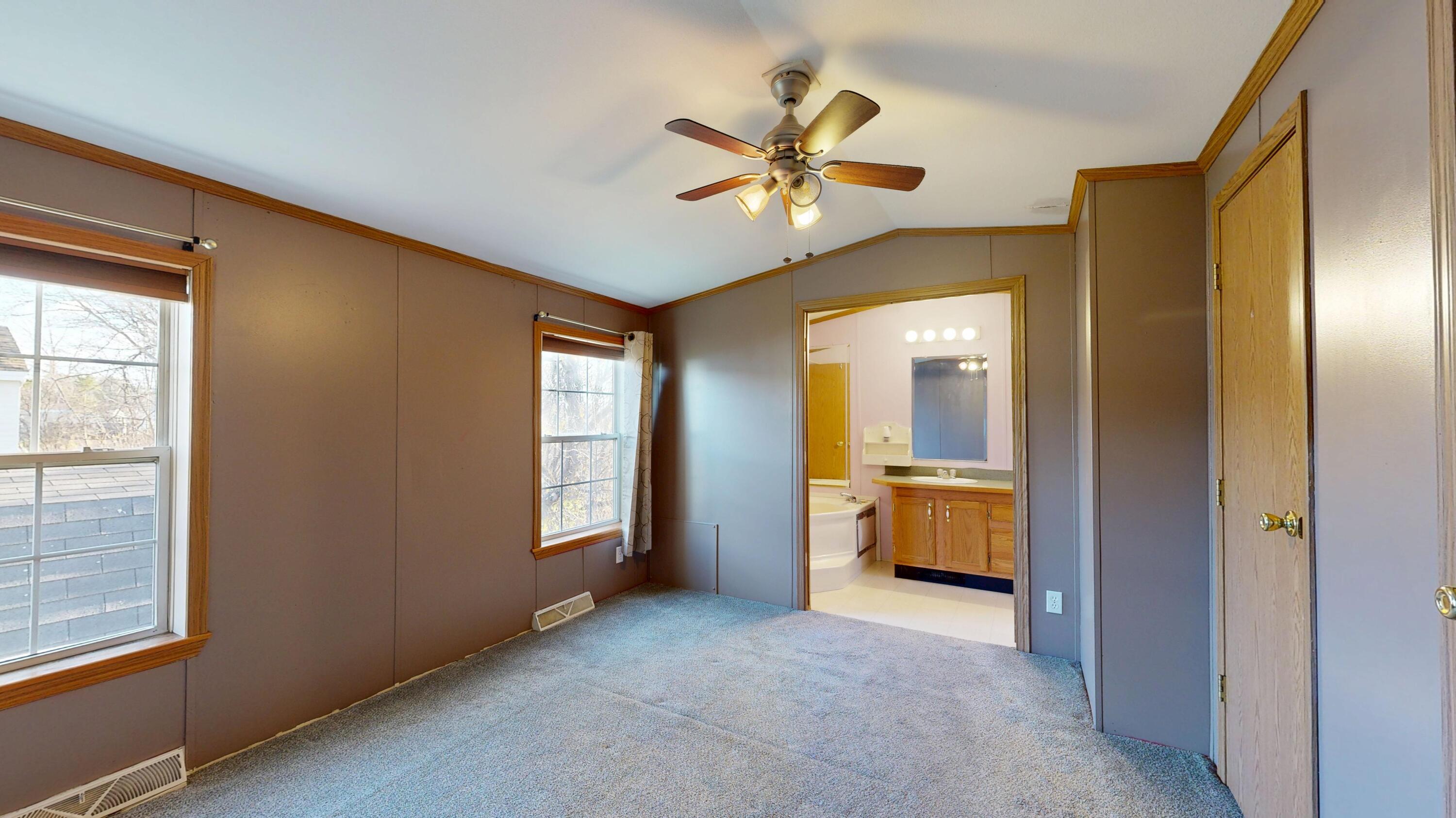 93 Heather Drive Lewiston ME 04240