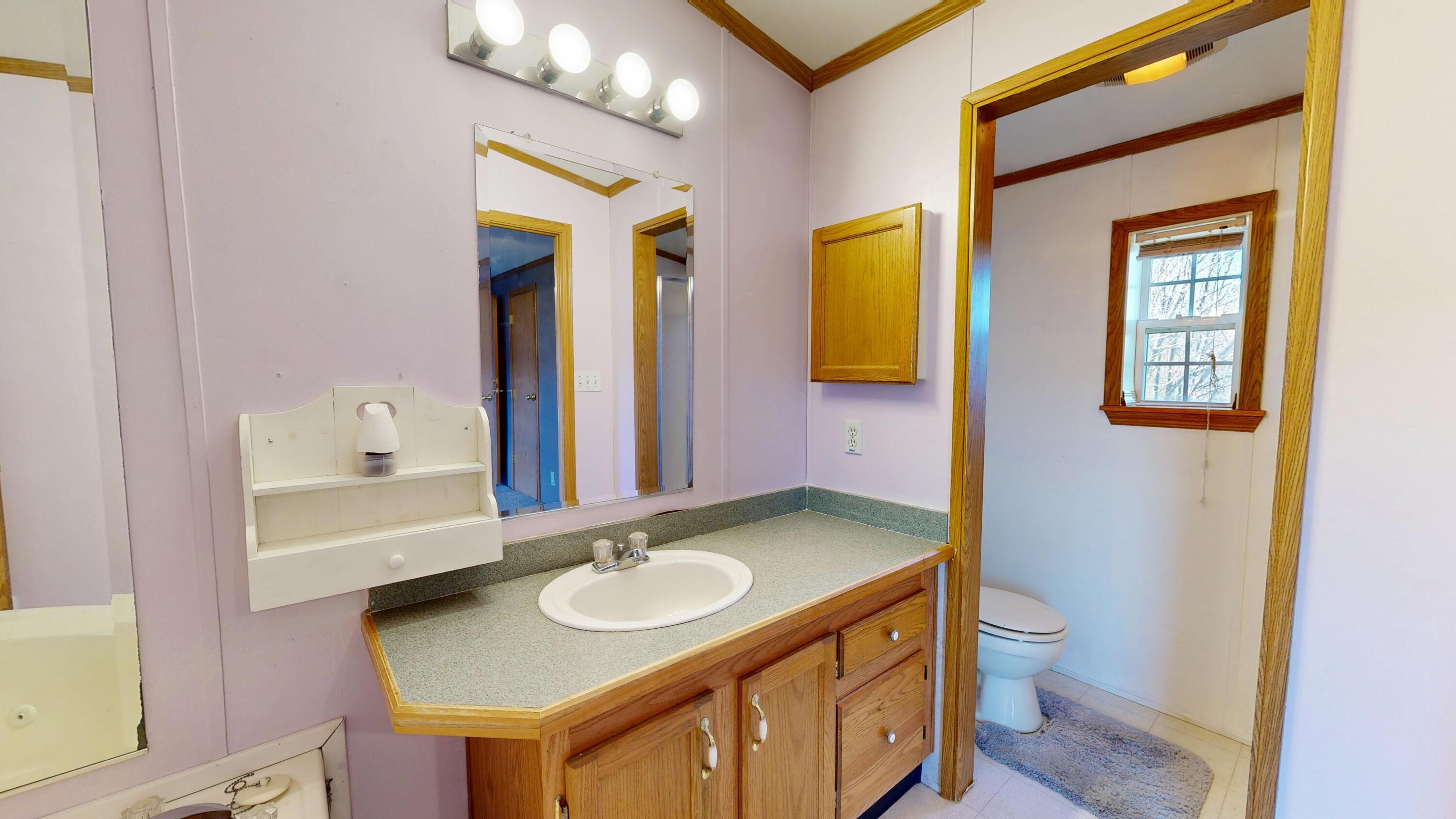 93 Heather Drive Lewiston ME 04240