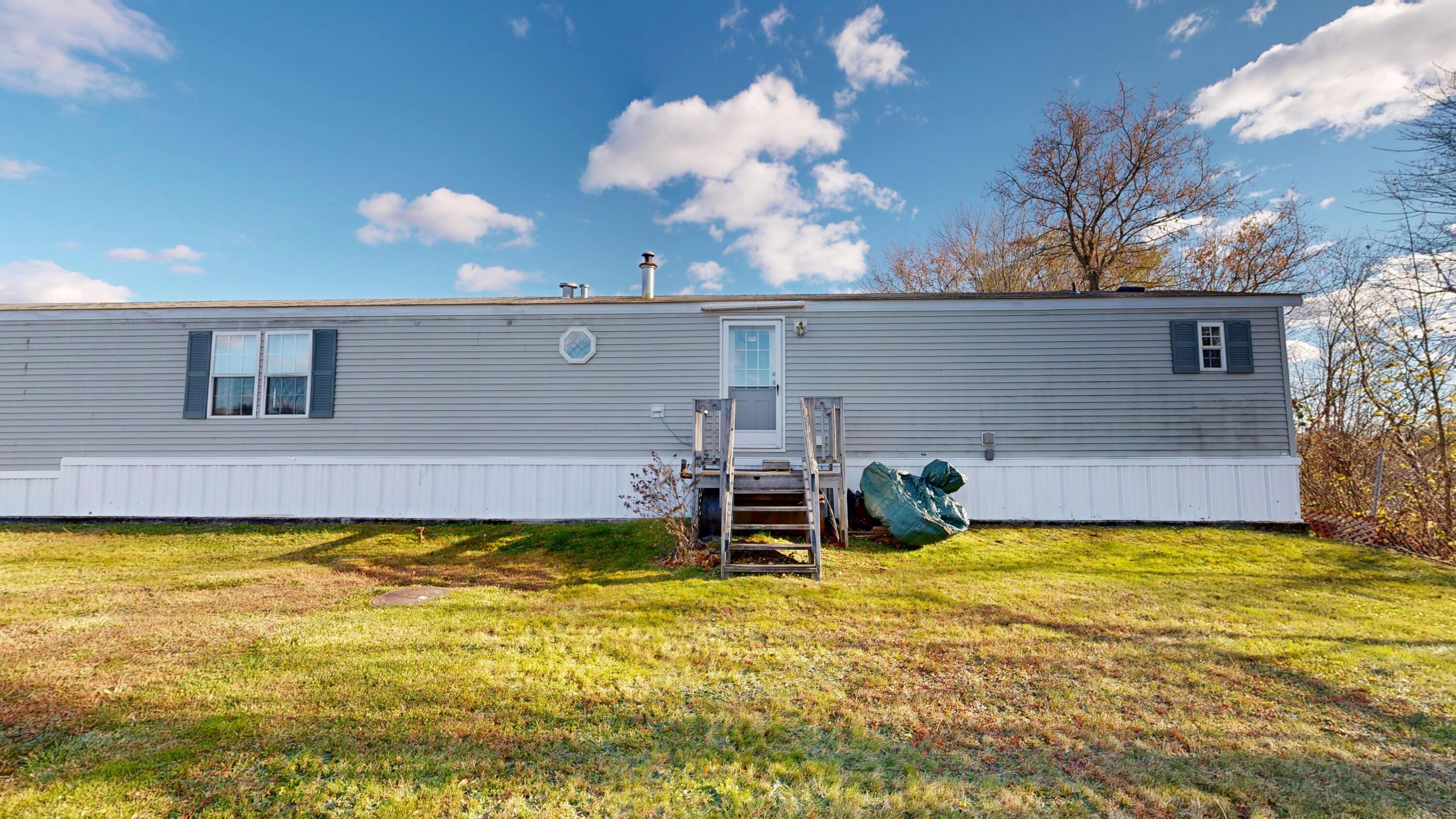 93 Heather Drive Lewiston ME 04240