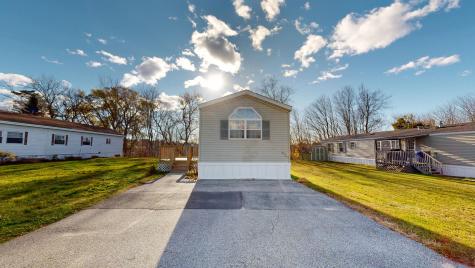 93 Heather Drive Lewiston ME 04240