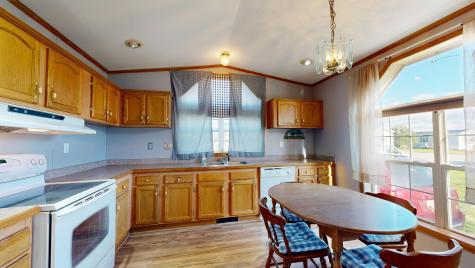 93 Heather Drive Lewiston ME 04240