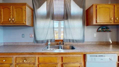 93 Heather Drive Lewiston ME 04240