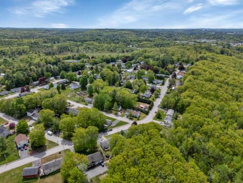 28 Saint Patrick Avenue Lewiston ME 04240