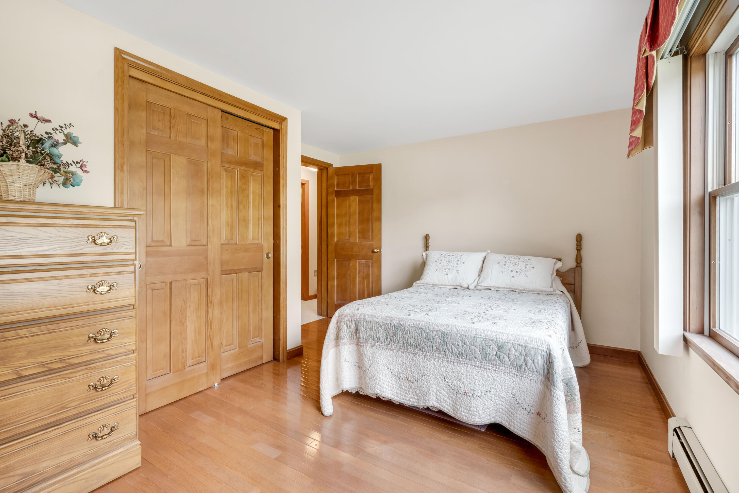 28 Saint Patrick Avenue Lewiston ME 04240