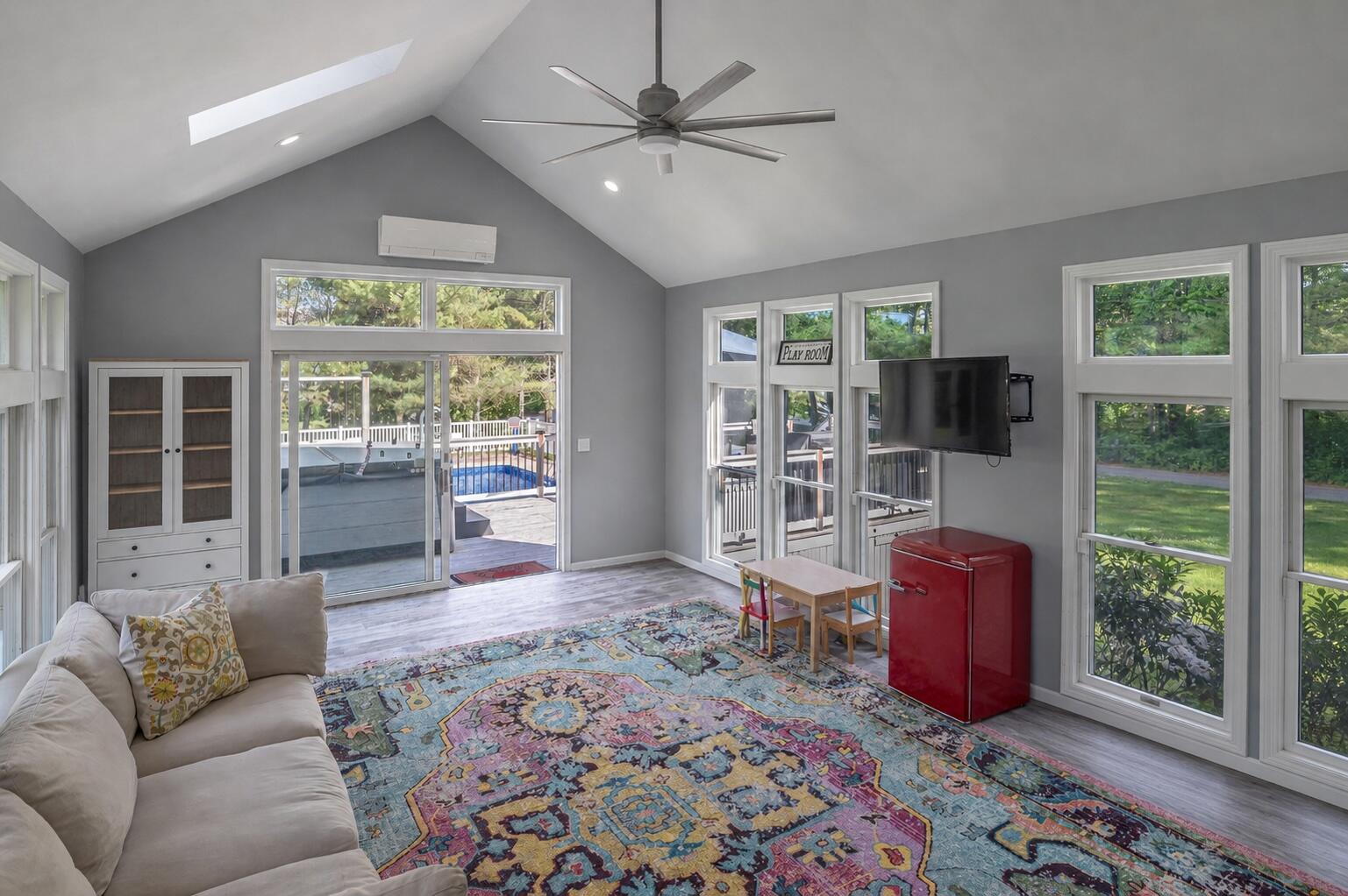 12 Bayview Drive Raymond ME 04071