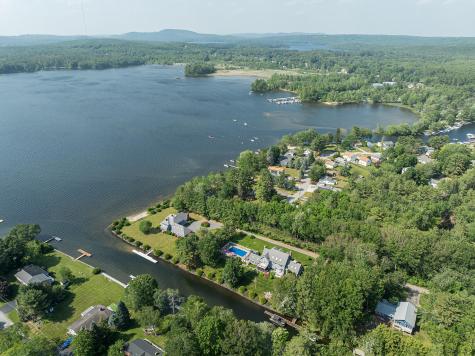 12 Bayview Drive Raymond ME 04071