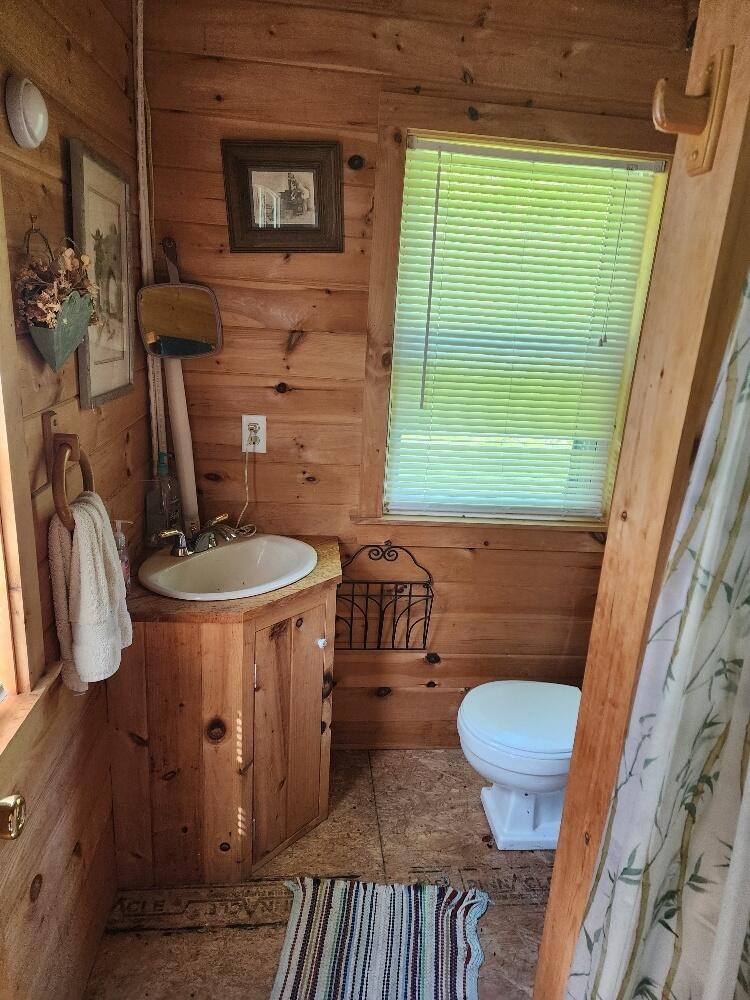 001-5 Brighton (cole Corner) Road Athens ME 04912