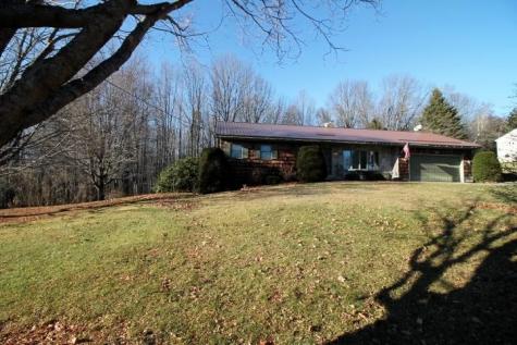 56 Brentwood Drive Auburn ME 04210