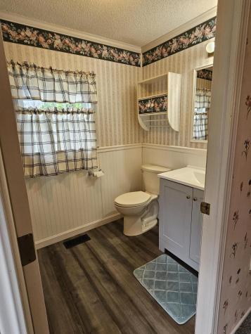 4 Hilltop Court Turner ME 04282
