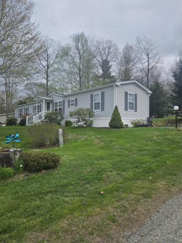 4 Hilltop Court Turner ME 04282