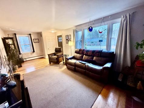 8 Lloyd Road Waterville ME 04901