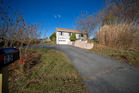 25 Broadturn Road Scarborough ME 04074