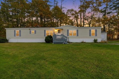 7 Toby Place Lewiston ME 04240