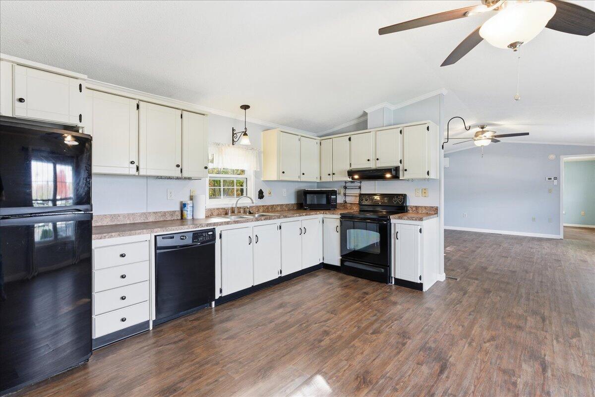 7 Toby Place Lewiston ME 04240