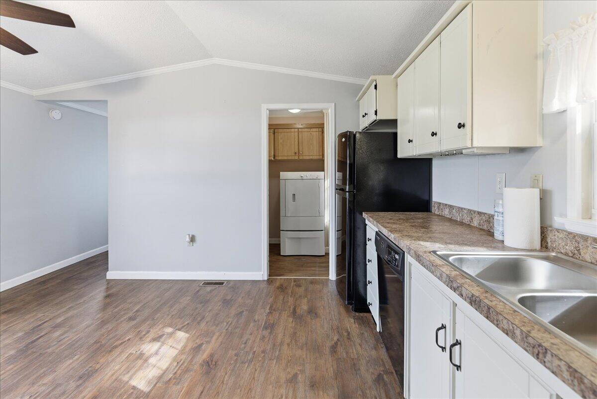 7 Toby Place Lewiston ME 04240