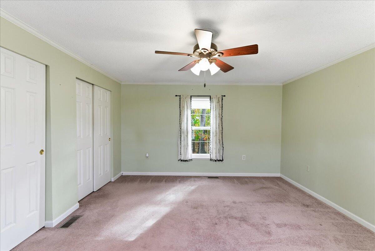 7 Toby Place Lewiston ME 04240