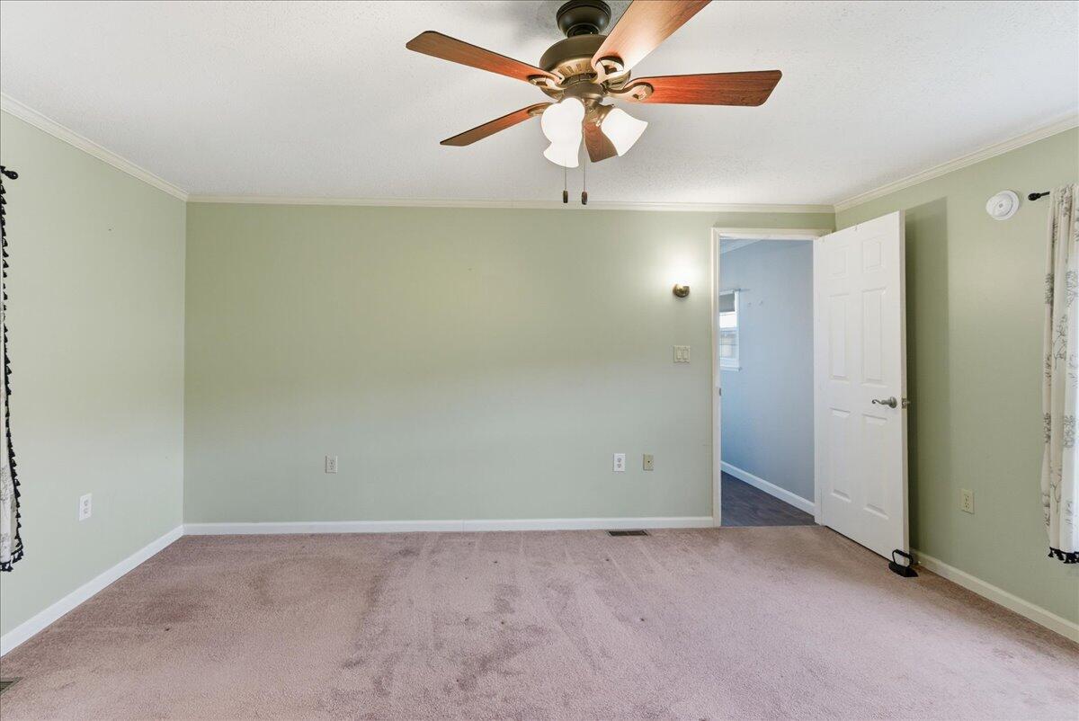 7 Toby Place Lewiston ME 04240