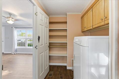 7 Toby Place Lewiston ME 04240