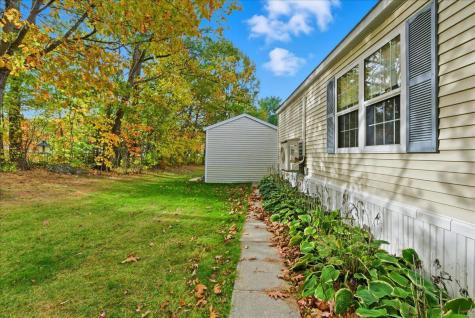 7 Toby Place Lewiston ME 04240