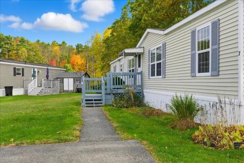 7 Toby Place Lewiston ME 04240