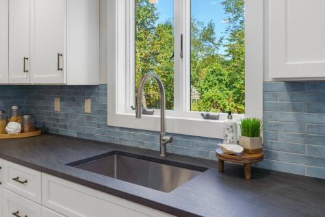 35 Rice Road Boothbay ME 04544