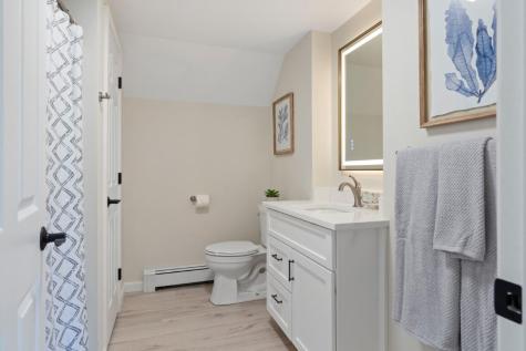 35 Rice Road Boothbay ME 04544