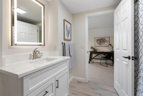 35 Rice Road Boothbay ME 04544