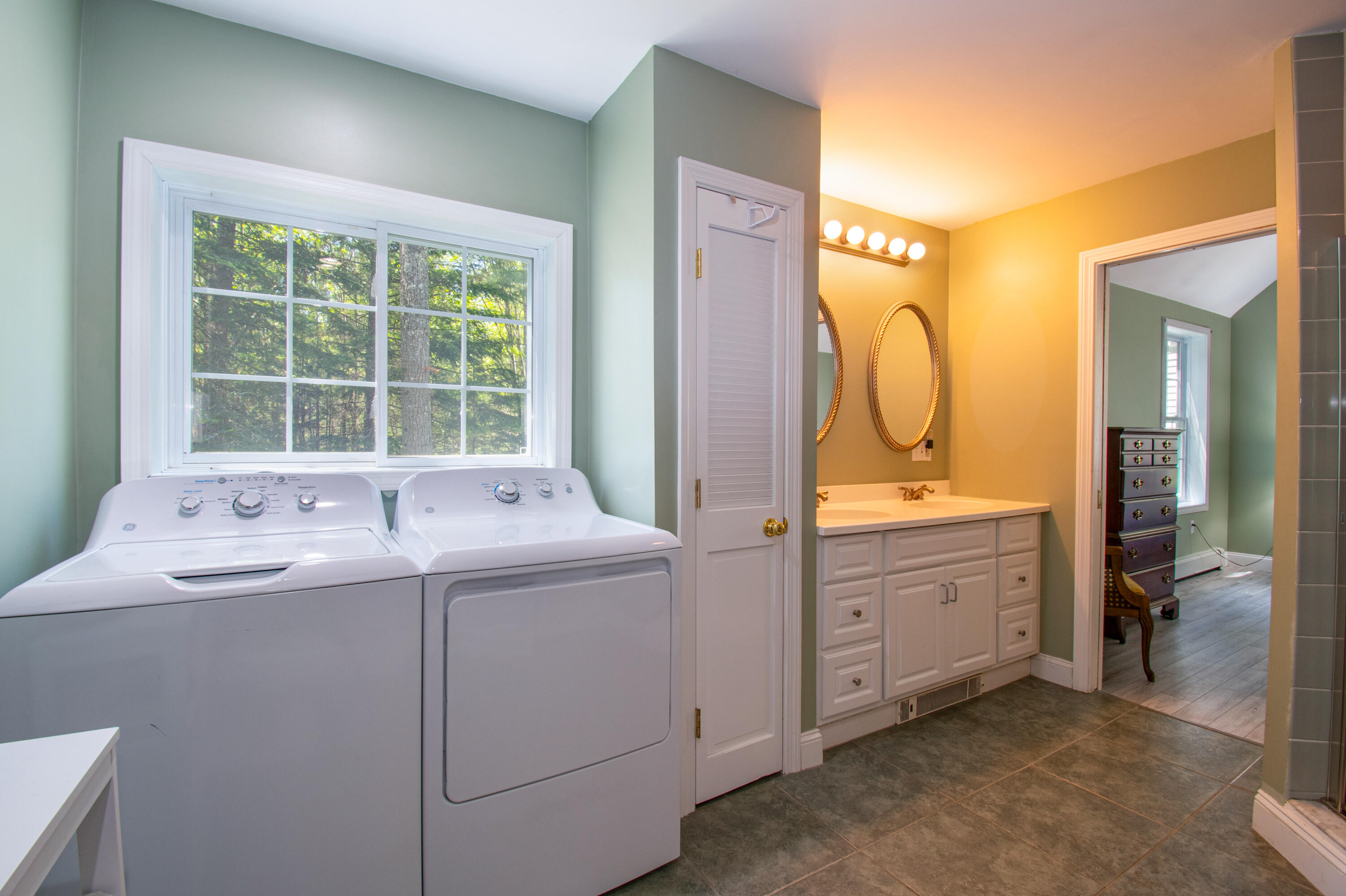 12 Hixon Hill Drive Woolwich ME 04579