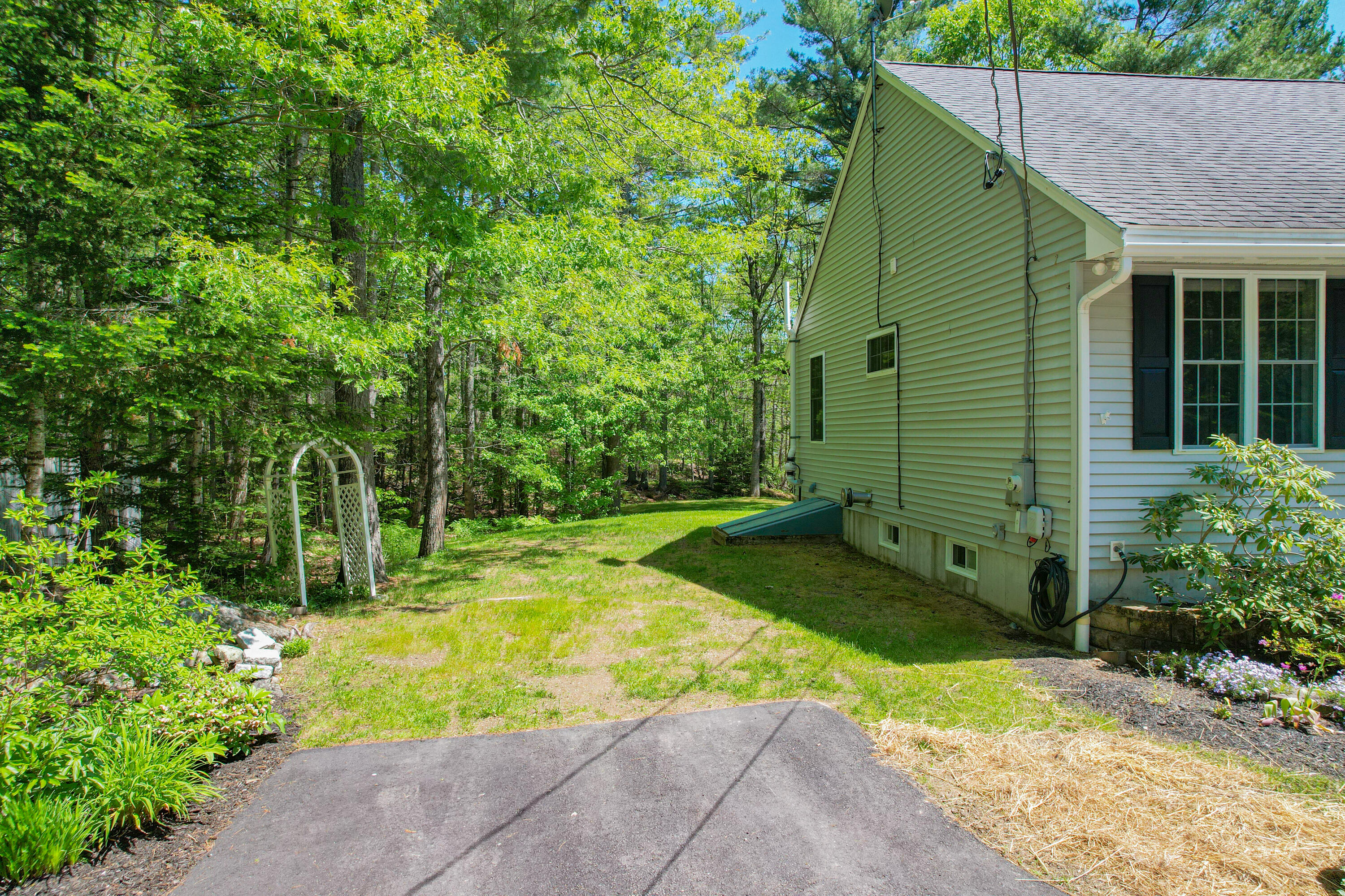 12 Hixon Hill Drive Woolwich ME 04579