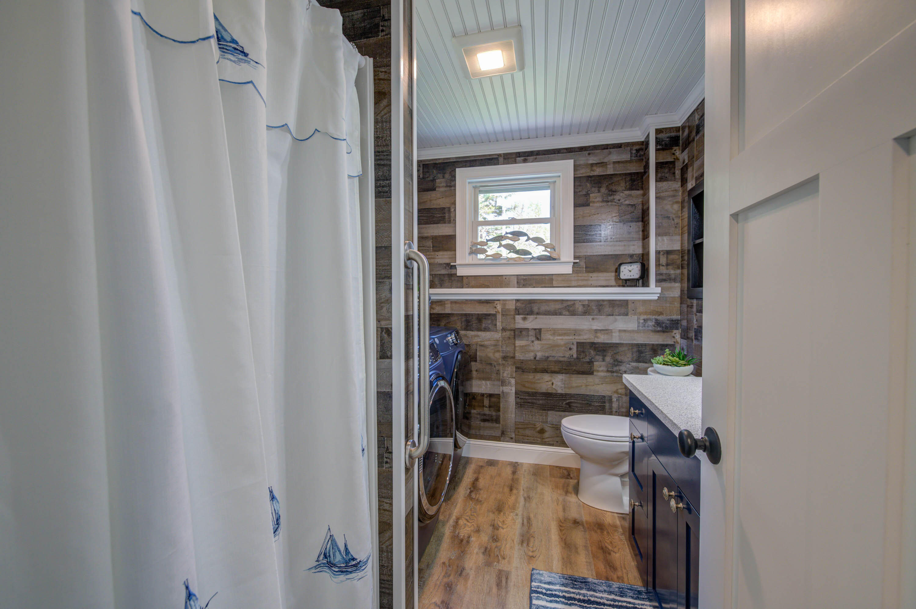 32 Boulder Road Raymond ME 04071