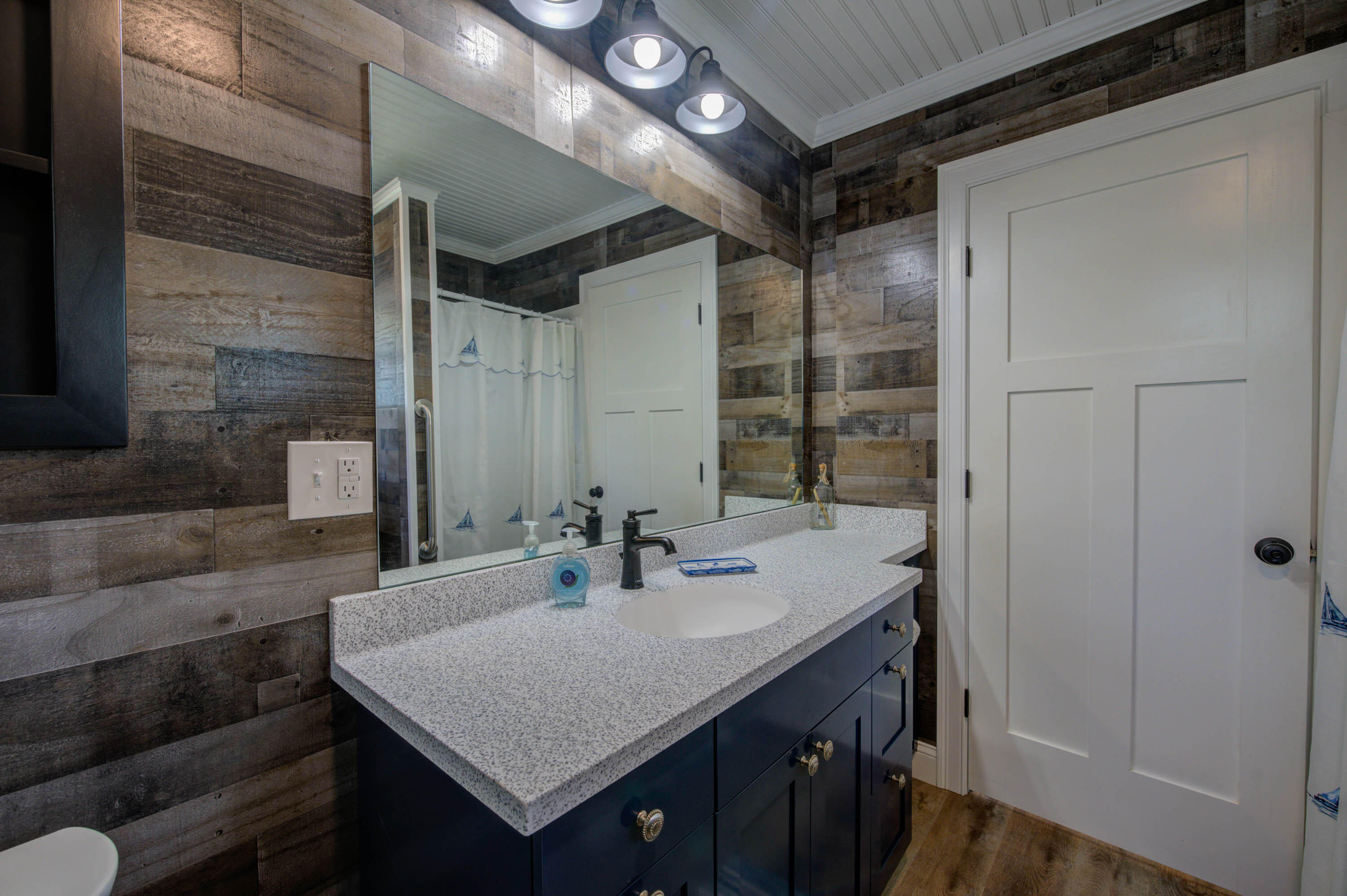 32 Boulder Road Raymond ME 04071